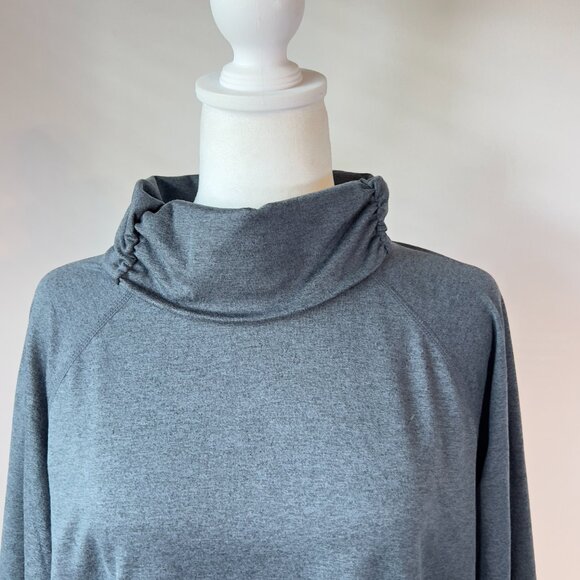 🩶Eddie Bauer Cowl Neck Sweater with Thumb Holes | Cozy & Casual size Small - Picture 2 of 11